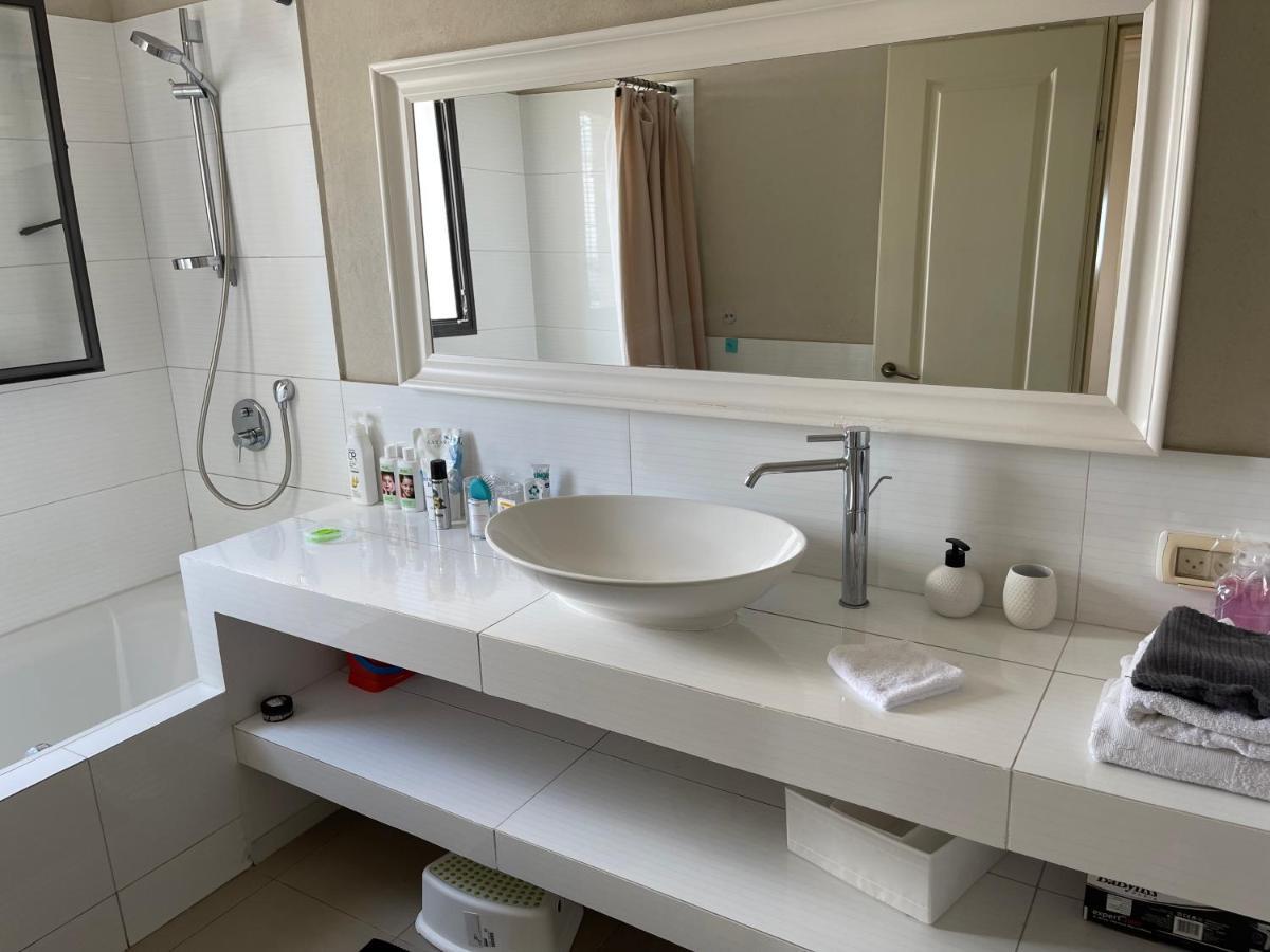 Apartmán Beautiful Penthouse W/Amazing View, Prime Location Ramat Gan Exteriér fotografie