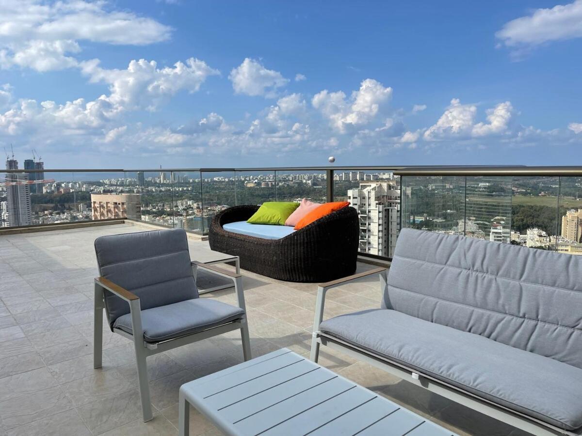 Apartmán Beautiful Penthouse W/Amazing View, Prime Location Ramat Gan Exteriér fotografie