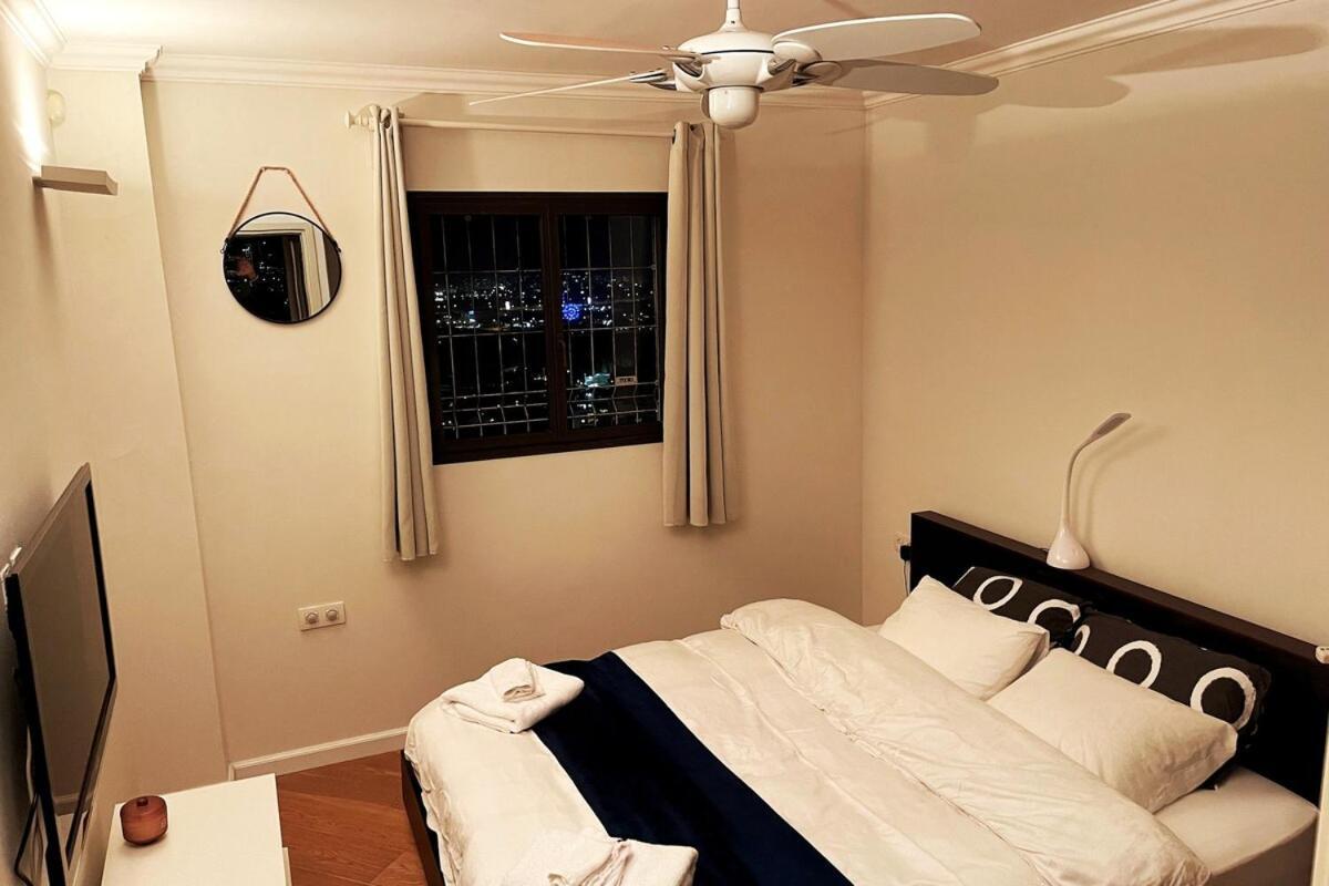 Apartmán Beautiful Penthouse W/Amazing View, Prime Location Ramat Gan Exteriér fotografie