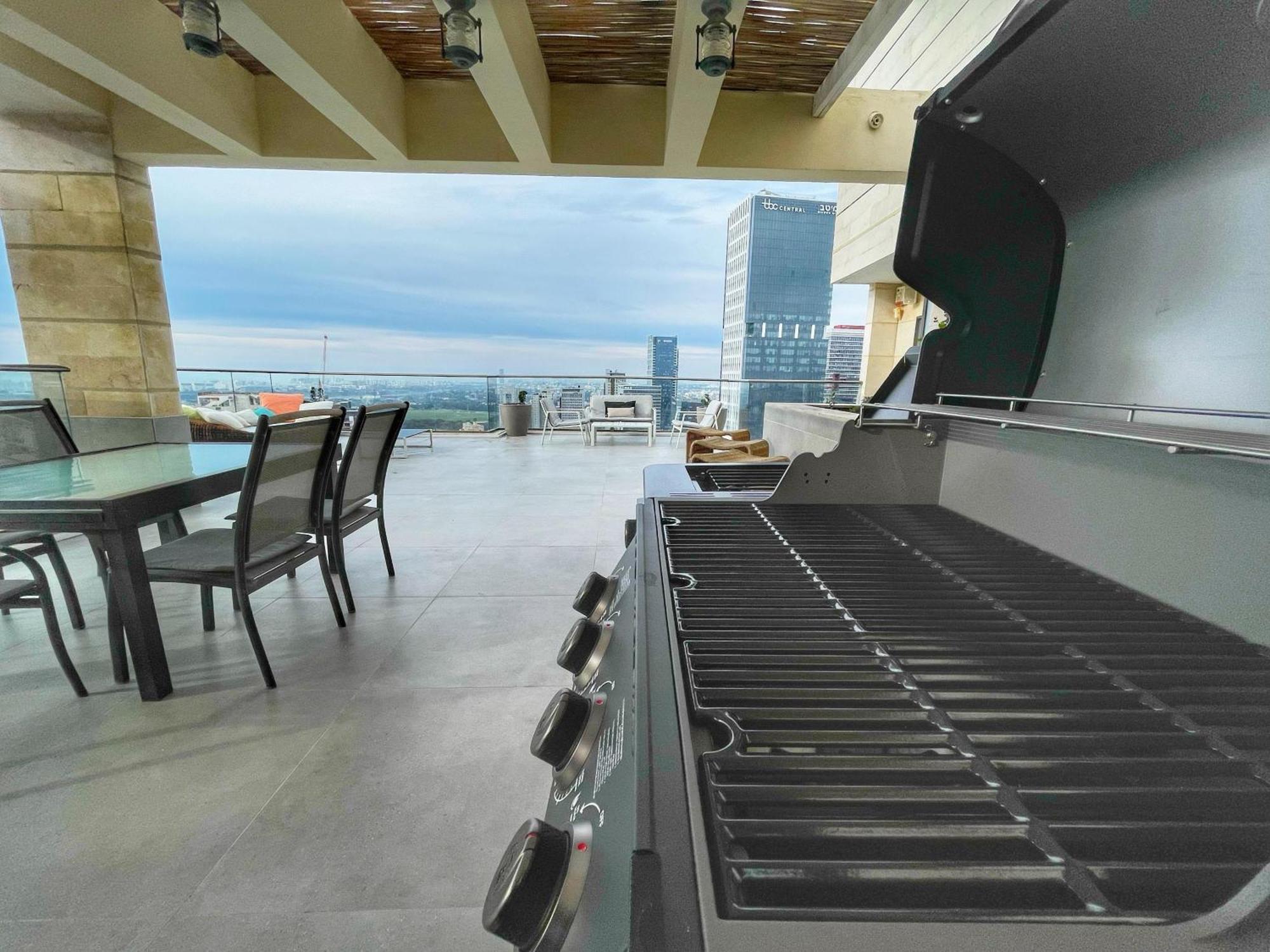 Apartmán Beautiful Penthouse W/Amazing View, Prime Location Ramat Gan Exteriér fotografie